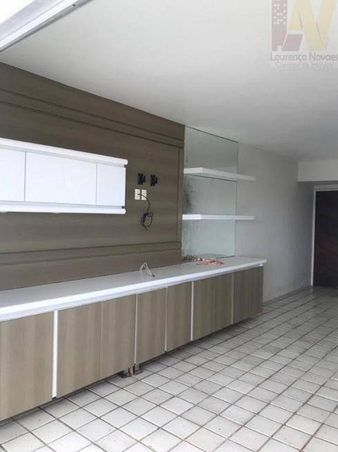 Foto 3 de Apartamento com 3 Quartos à venda, 131m² em Engenho do Meio, Recife