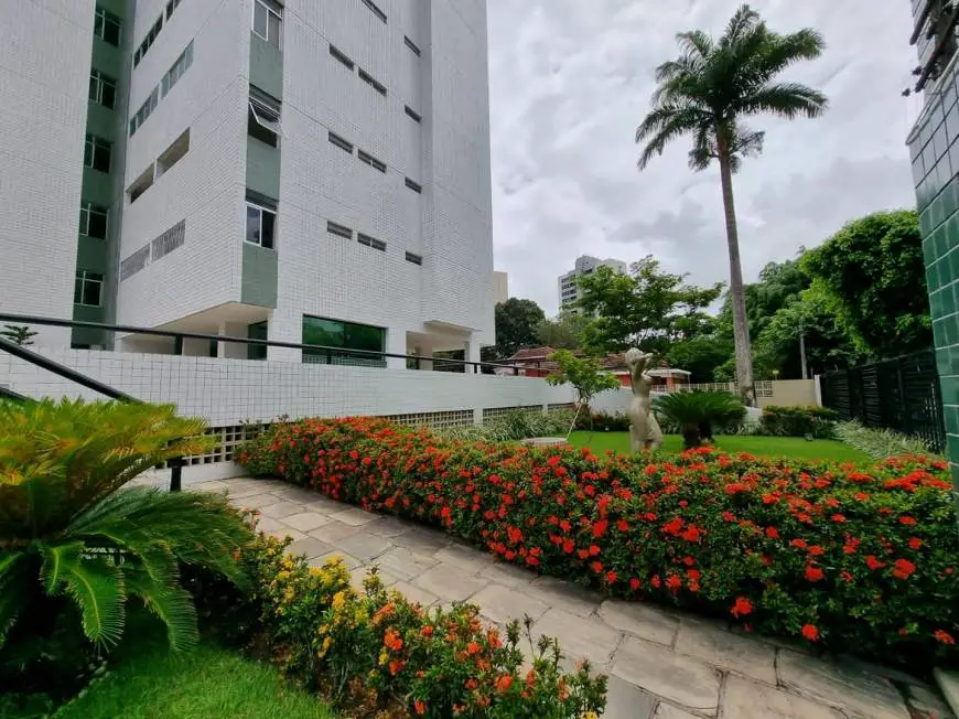 Foto 2 de Apartamento com 3 Quartos à venda, 131m² em Santana, Recife