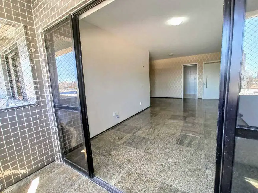 Foto 1 de Apartamento com 3 Quartos à venda, 127m² em Varjota, Fortaleza