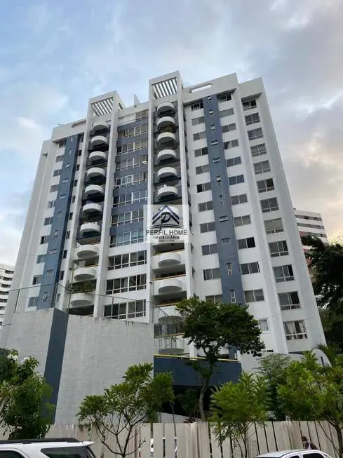 Foto 1 de Apartamento com 4 Quartos para alugar, 240m² em Itaigara, Salvador
