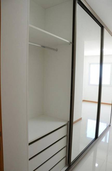Foto 5 de Apartamento com 4 Quartos para alugar, 143m² em Pituaçu, Salvador