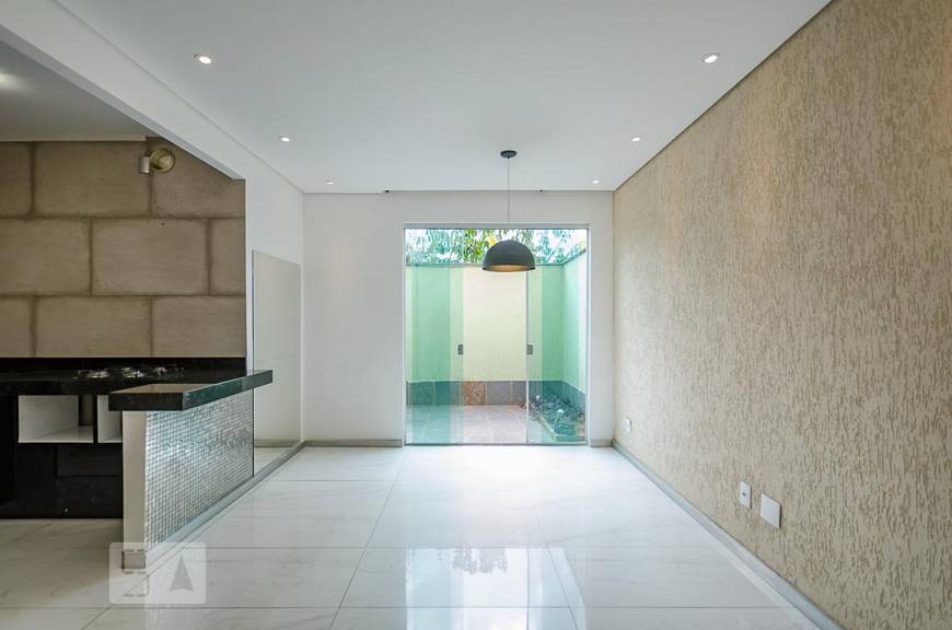 Foto 5 de Casa com 2 Quartos para alugar, 90m² em Havaí, Belo Horizonte