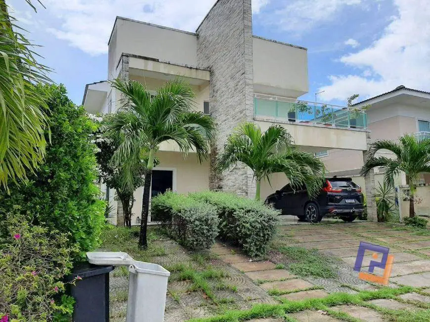 Foto 1 de Casa com 3 Quartos à venda, 240m² em Coacu, Eusébio
