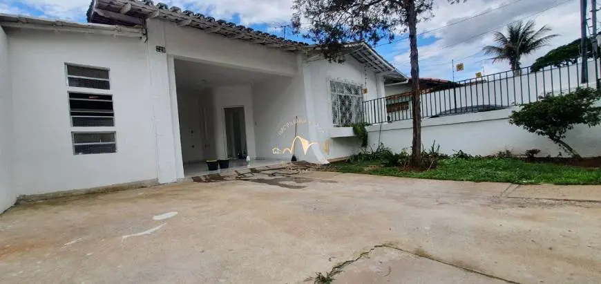 Foto 1 de Casa com 3 Quartos para alugar, 80m² em Itapoã, Belo Horizonte