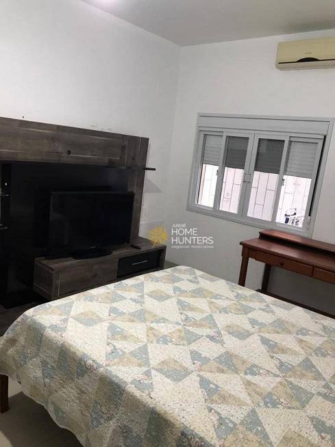 Foto 5 de Casa com 3 Quartos para alugar, 200m² em Jurerê, Florianópolis