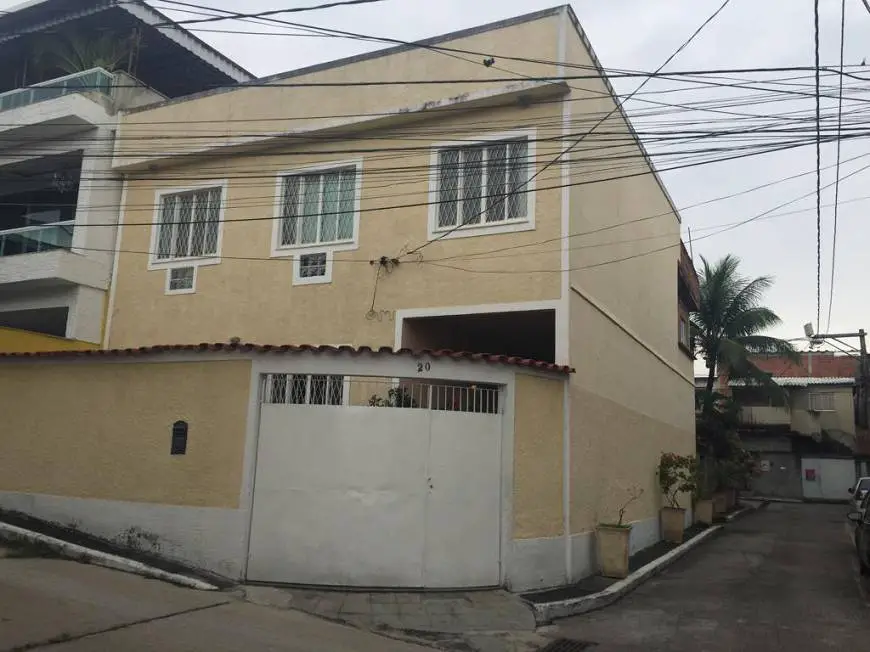 Foto 1 de Casa de Condomínio com 3 Quartos à venda, 170m² em Anchieta, Rio de Janeiro