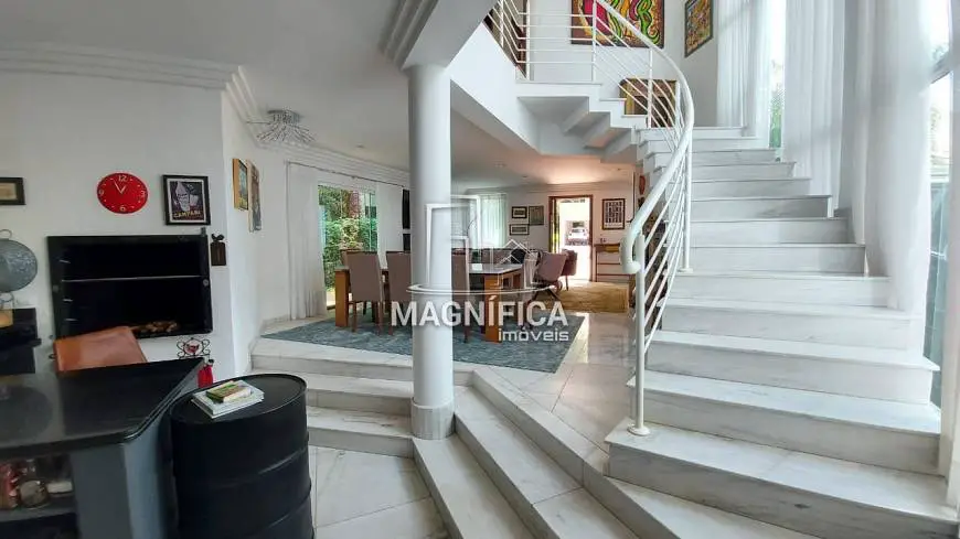 Foto 1 de Casa de Condomínio com 3 Quartos à venda, 223m² em Santa Felicidade, Curitiba