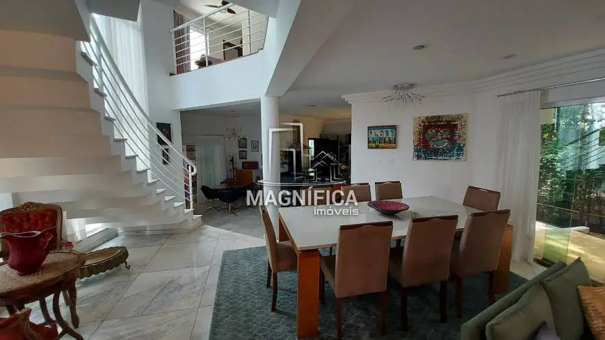 Foto 2 de Casa de Condomínio com 3 Quartos à venda, 223m² em Santa Felicidade, Curitiba