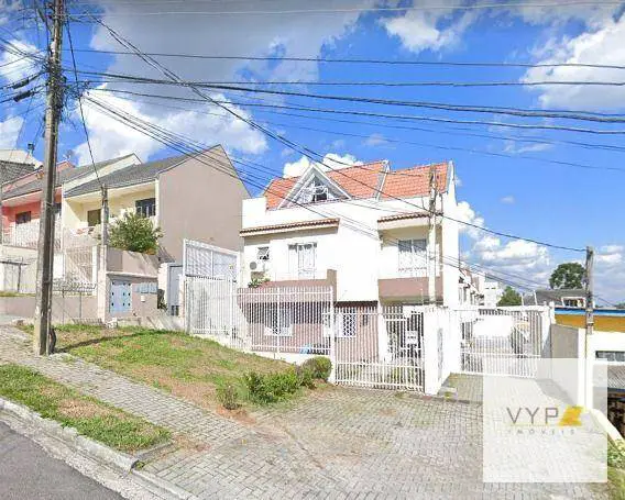 Foto 1 de Sobrado com 3 Quartos à venda, 140m² em Uberaba, Curitiba