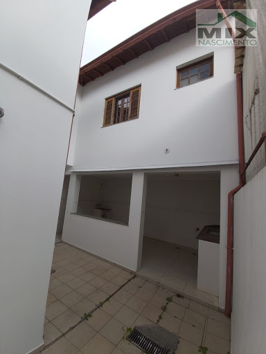 Foto 2 de Sobrado com 4 Quartos à venda, 246m² em Vila Flórida, São Bernardo do Campo