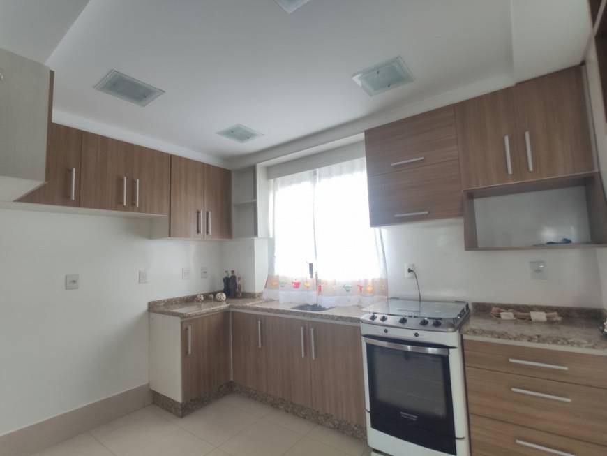 Foto 5 de Apartamento com 2 Quartos para alugar, 113m² em América, Joinville