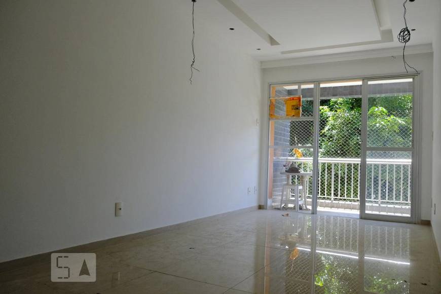 Foto 1 de Apartamento com 2 Quartos para alugar, 64m² em Anil, Rio de Janeiro