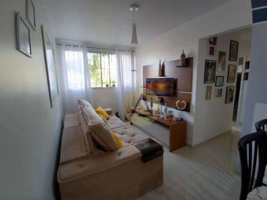 Foto 1 de Apartamento com 3 Quartos à venda, 70m² em Granja dos Cavaleiros, Macaé
