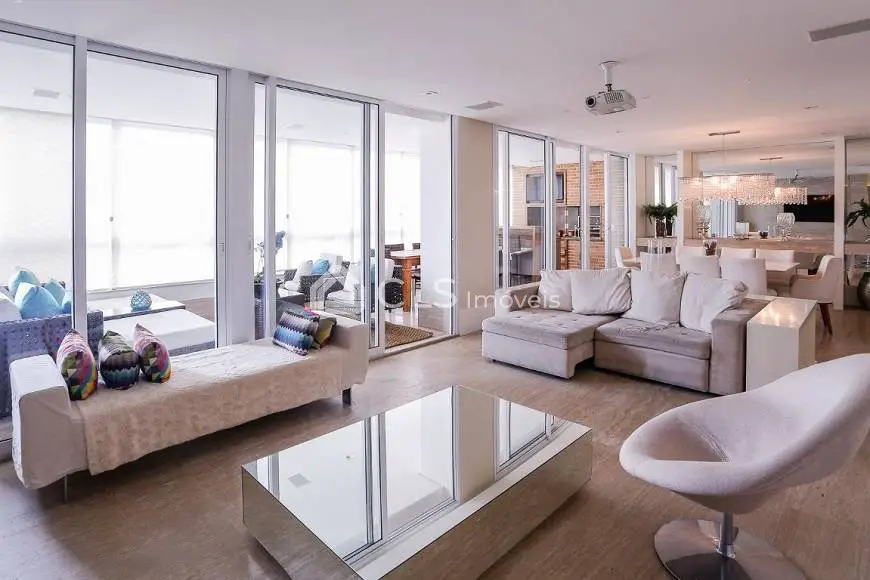 Foto 1 de Apartamento com 4 Quartos à venda, 178m² em Água Branca, São Paulo