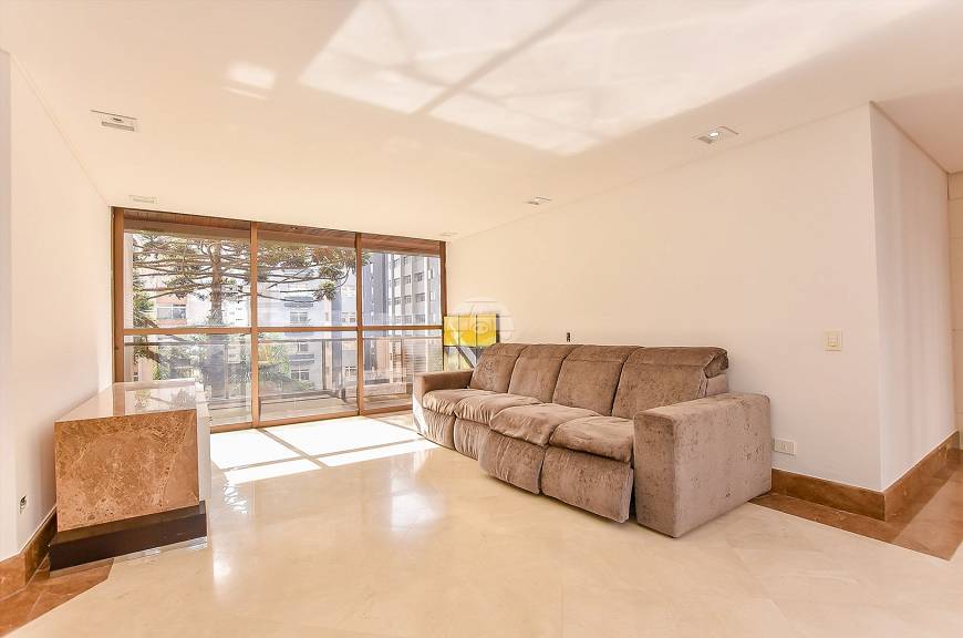 Foto 2 de Apartamento com 4 Quartos à venda, 558m² em Cabral, Curitiba