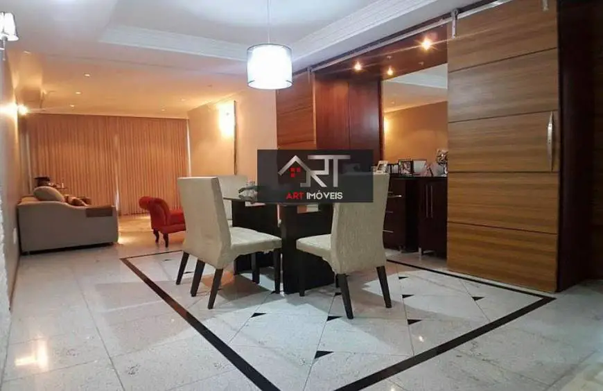Foto 5 de Apartamento com 4 Quartos à venda, 210m² em Itapuã, Vila Velha
