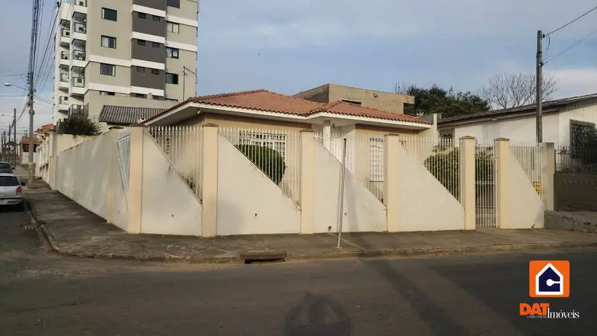 Foto 1 de Casa com 3 Quartos para alugar, 150m² em Órfãs, Ponta Grossa