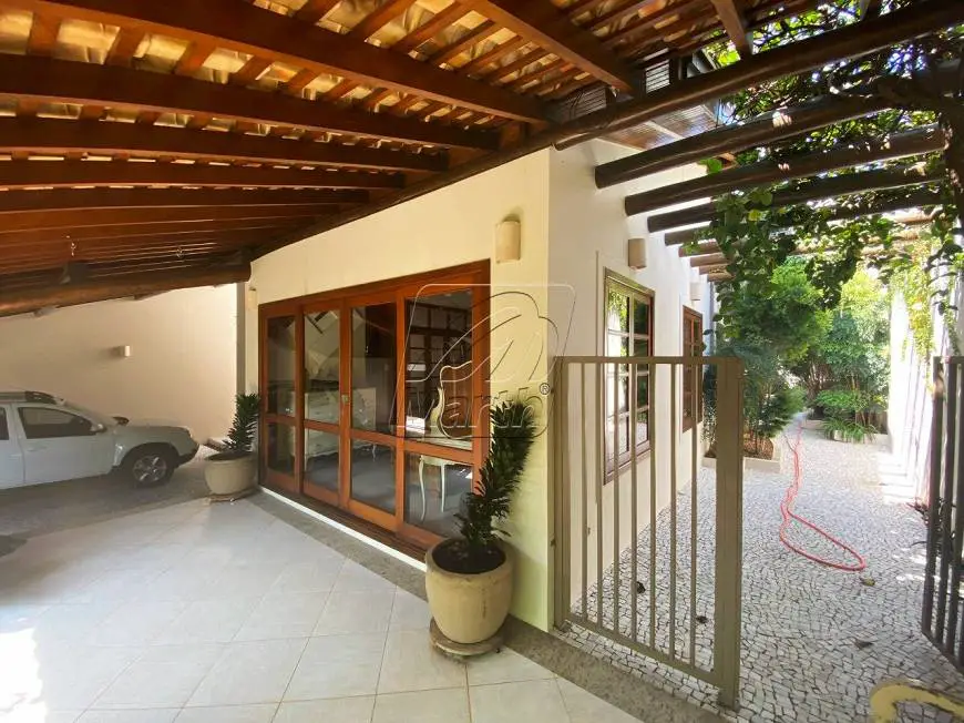 Foto 4 de Casa com 3 Quartos para alugar, 270m² em Parque Santa Cecilia, Piracicaba