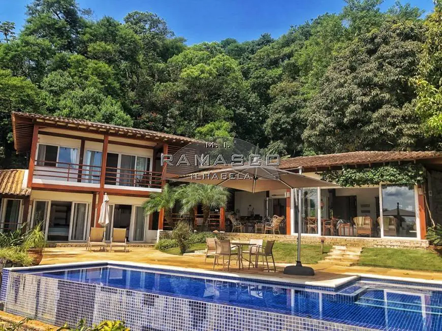 Foto 1 de Sobrado com 6 Quartos à venda, 274m² em Armação, Ilhabela