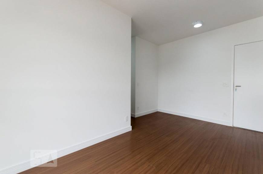 Foto 2 de Apartamento com 2 Quartos para alugar, 61m² em Alphaville, Barueri