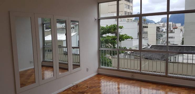 Foto 1 de Apartamento com 2 Quartos para alugar, 67m² em Ipanema, Rio de Janeiro