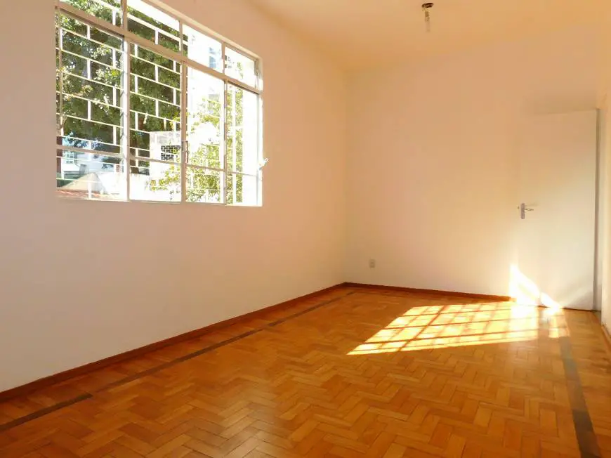Foto 1 de Apartamento com 3 Quartos para alugar, 116m² em Cruzeiro, Belo Horizonte