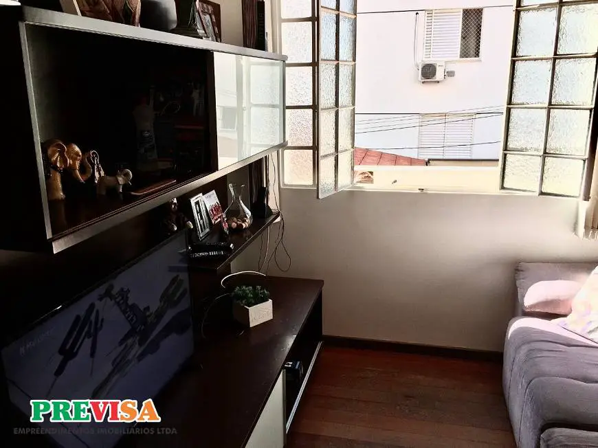 Foto 2 de Apartamento com 3 Quartos à venda, 115m² em Sagrada Família, Belo Horizonte