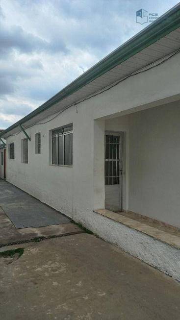 Foto 3 de Casa com 2 Quartos para alugar, 130m² em Bela Aliança, São Paulo