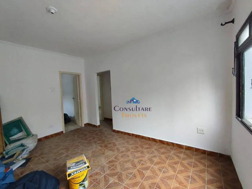 Foto 1 de Casa com 2 Quartos para alugar, 75m² em Estuario, Santos