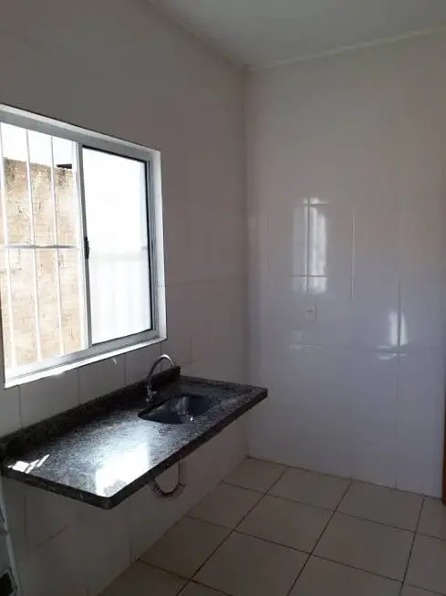 Foto 2 de Casa com 2 Quartos à venda, 51m² em Residencial Santa Terezinha II, Cuiabá