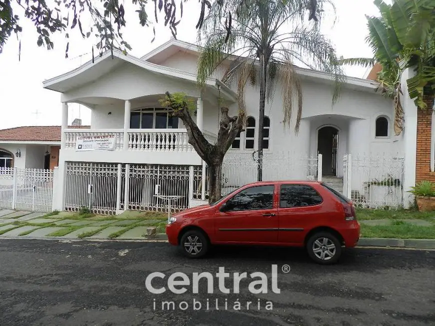 Foto 1 de Casa com 3 Quartos para alugar, 378m² em Vila Cidade Universitária, Bauru