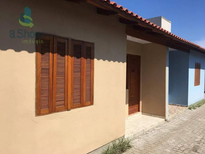 Foto 3 de Casa de Condomínio com 2 Quartos para alugar, 38m² em Niterói, Canoas
