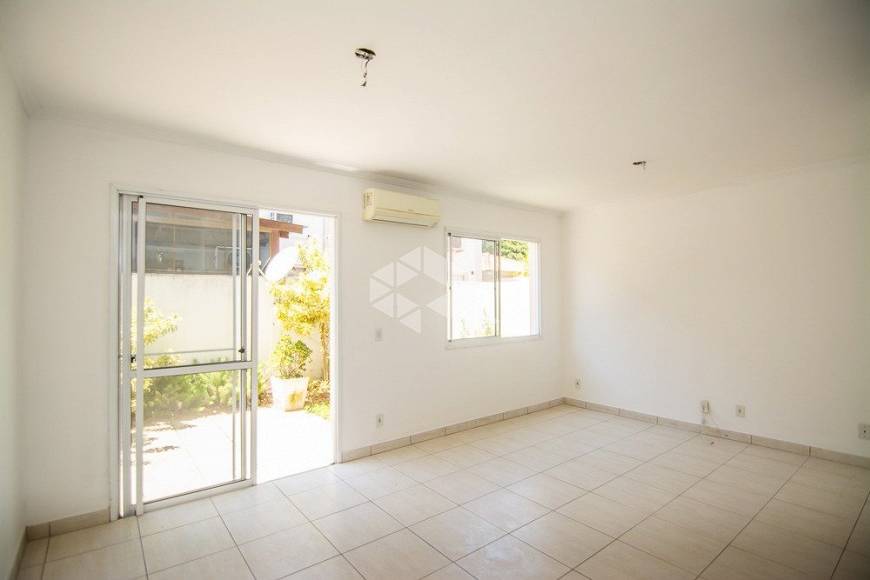 Foto 2 de Casa de Condomínio com 3 Quartos à venda, 144m² em Marechal Rondon, Canoas