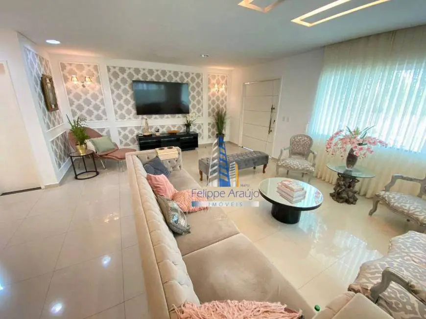 Foto 1 de Casa de Condomínio com 4 Quartos à venda, 400m² em Coacu, Eusébio