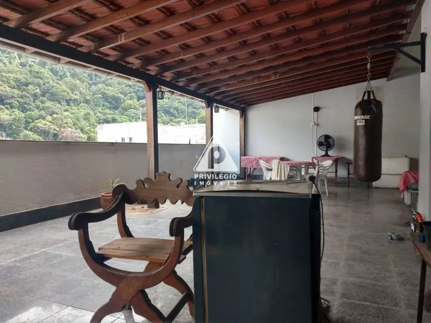 Foto 4 de Cobertura com 4 Quartos à venda, 229m² em Humaitá, Rio de Janeiro