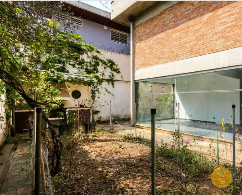 Foto 2 de Sobrado com 5 Quartos à venda, 450m² em Pinheiros, São Paulo