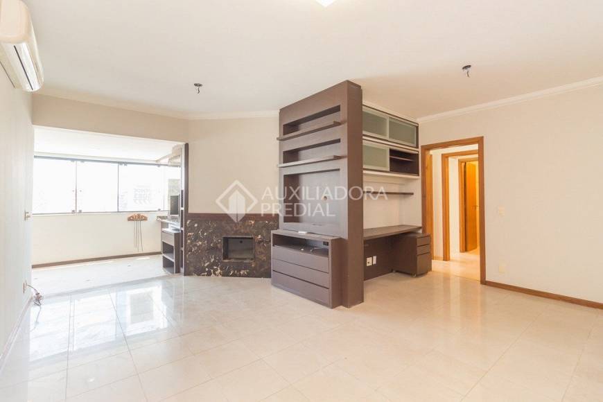 Foto 1 de Apartamento com 2 Quartos para alugar, 95m² em Menino Deus, Porto Alegre