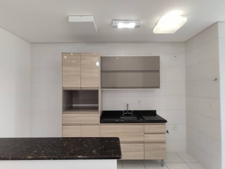Foto 3 de Apartamento com 2 Quartos para alugar, 60m² em Saguaçú, Joinville