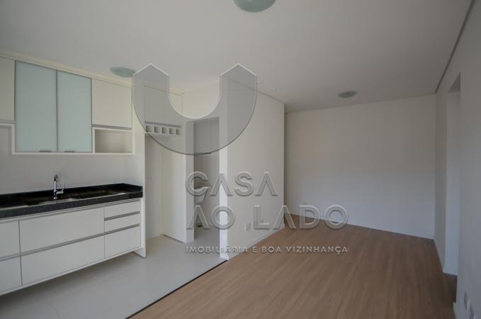 Foto 5 de Apartamento com 2 Quartos para alugar, 62m² em Santo Inácio, Curitiba