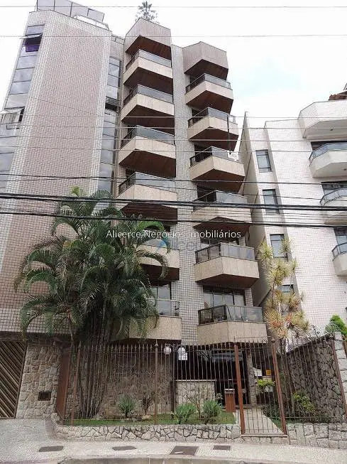 Foto 1 de Apartamento com 3 Quartos para alugar, 100m² em Cascatinha, Juiz de Fora