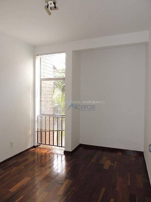 Foto 5 de Apartamento com 3 Quartos para alugar, 100m² em Cascatinha, Juiz de Fora