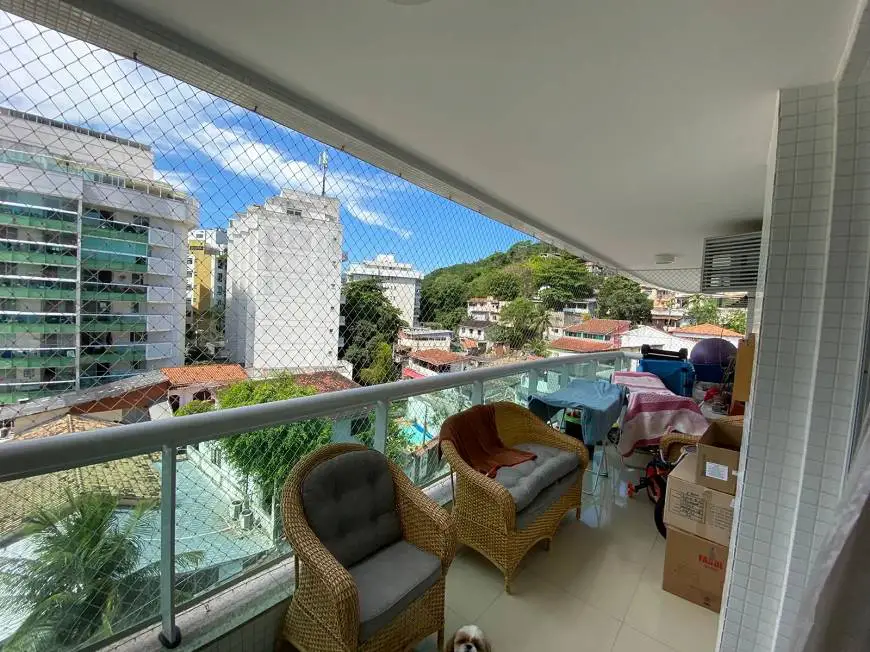 Foto 1 de Apartamento com 3 Quartos para alugar, 105m² em Charitas, Niterói