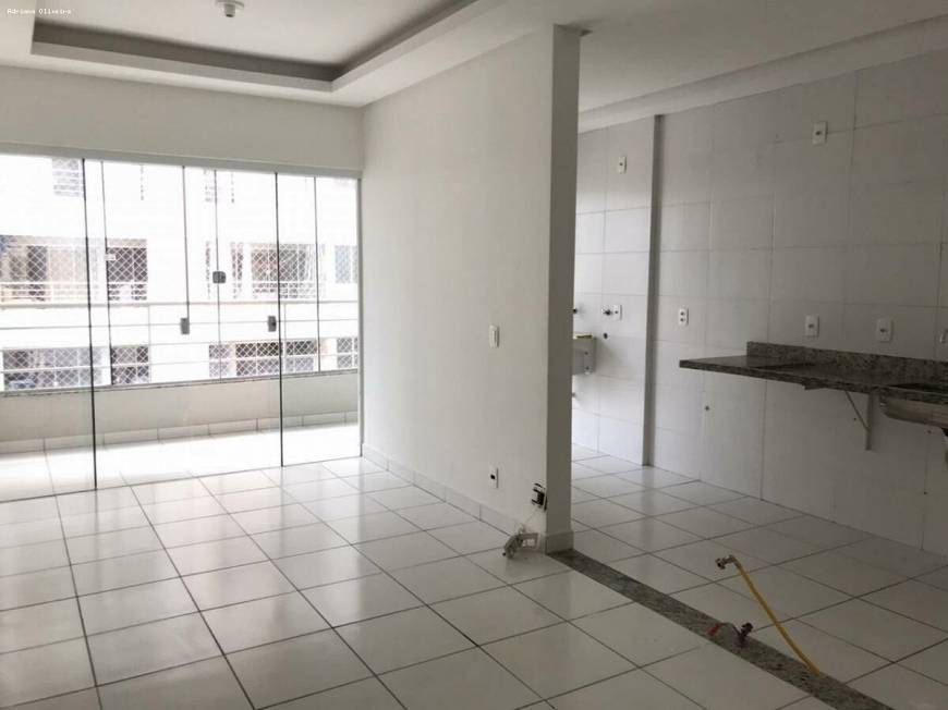 Foto 4 de Apartamento com 3 Quartos à venda, 80m² em Parque Industrial Paulista, Goiânia