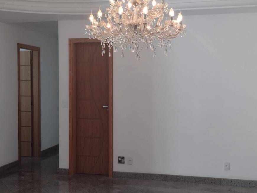 Foto 4 de Apartamento com 4 Quartos para alugar, 200m² em Praia da Costa, Vila Velha