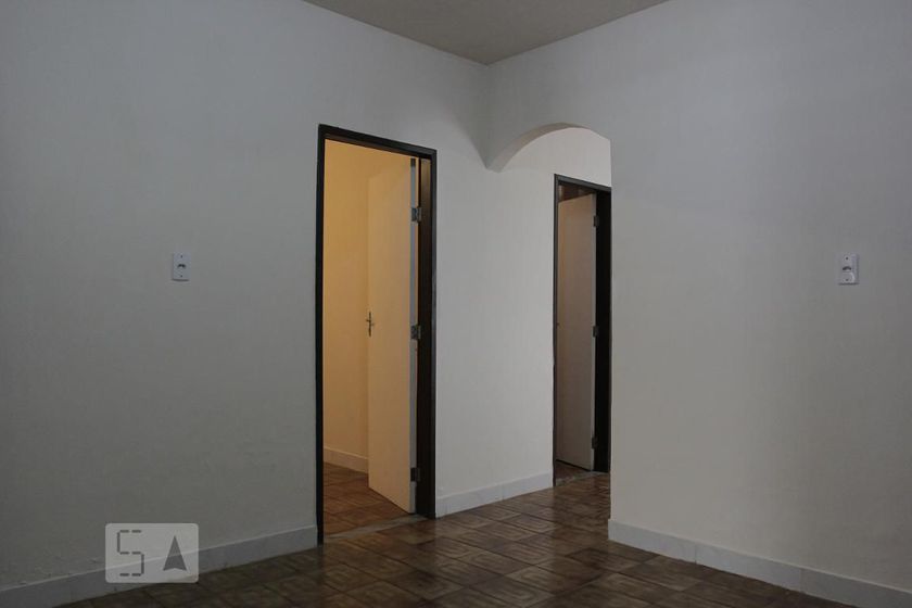 Foto 2 de Casa com 2 Quartos para alugar, 85m² em Santa Martha, Vitória
