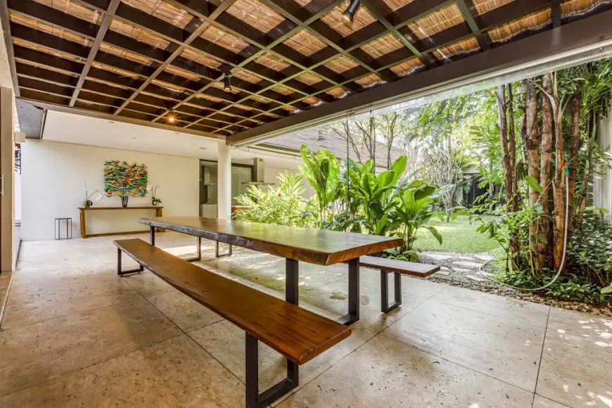 Foto 4 de Casa com 4 Quartos à venda, 913m² em Jardim Europa, São Paulo
