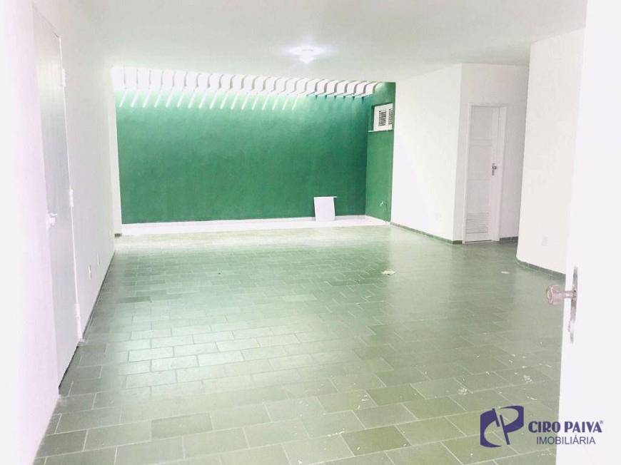 Foto 5 de Casa com 4 Quartos para alugar, 260m² em Patriolino Ribeiro, Fortaleza