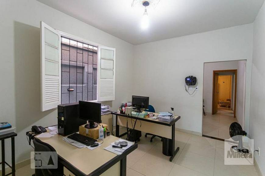 Foto 1 de Casa com 5 Quartos à venda, 360m² em Floresta, Belo Horizonte