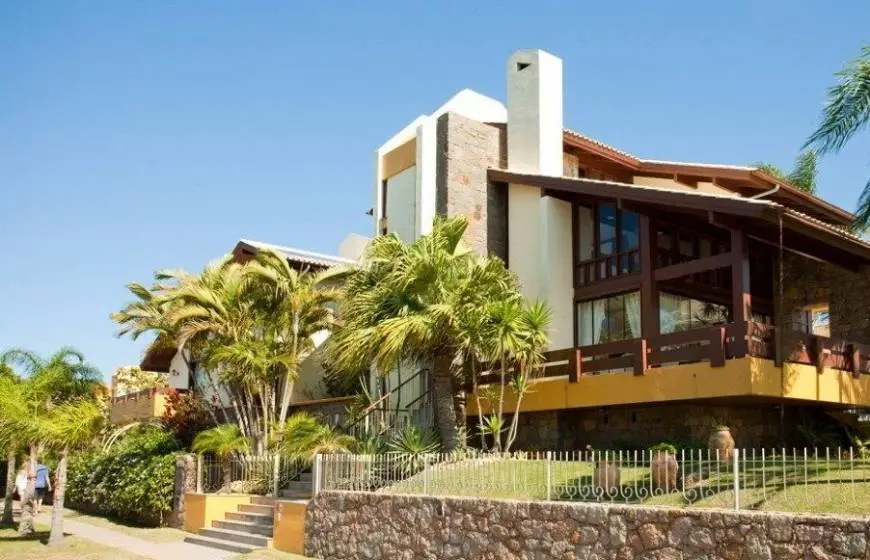 Foto 2 de Casa com 5 Quartos à venda, 600m² em Jurerê Internacional, Florianópolis