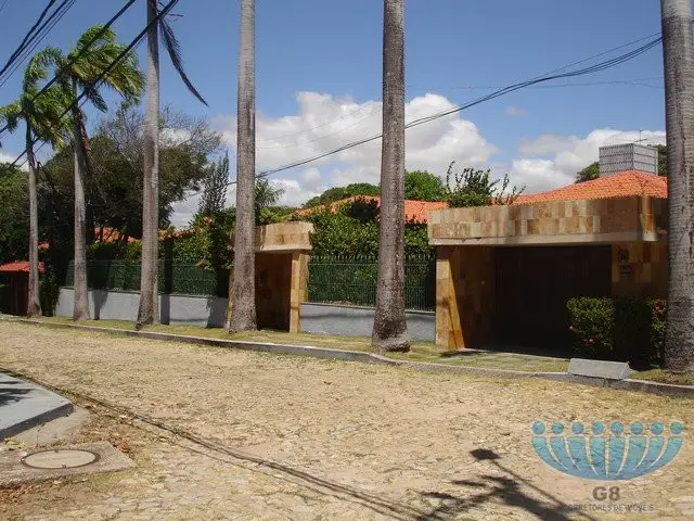 Foto 2 de Casa com 5 Quartos à venda, 587m² em Tauape, Fortaleza